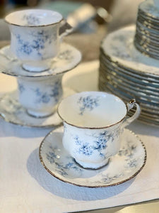 Paragon Brides choice china place setting for 10